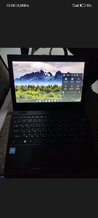 Chromebook noutbuk 4/64 GB yangide turibdi