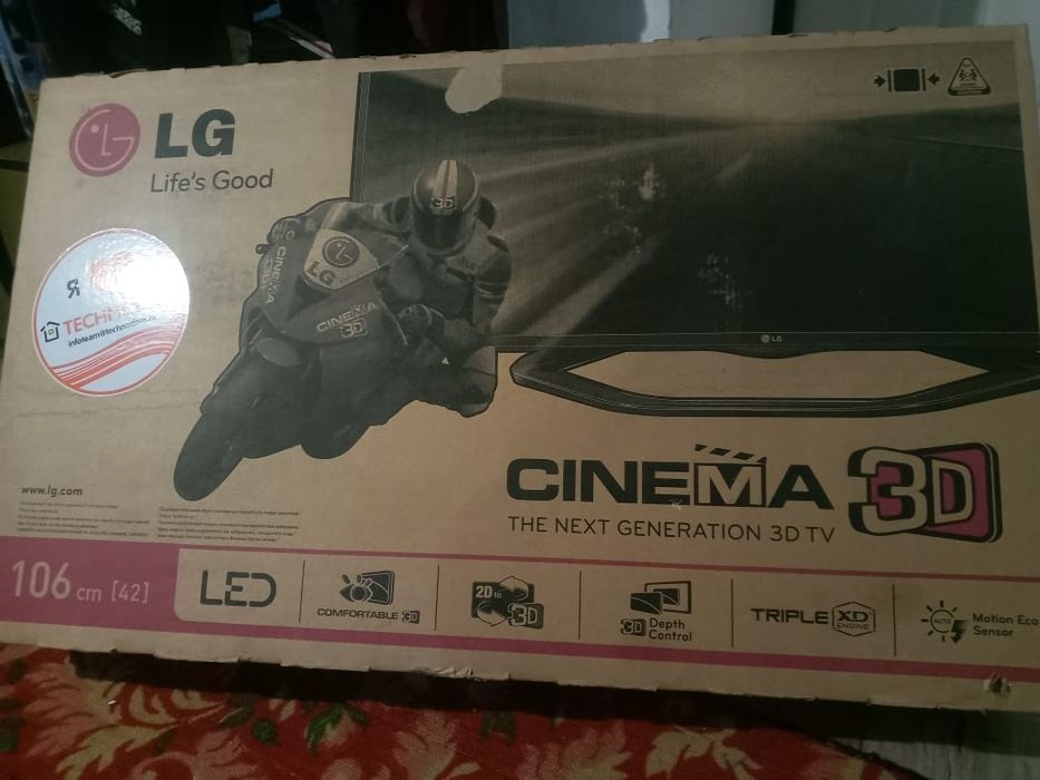 Телевизор LG ОТС диагональ 106