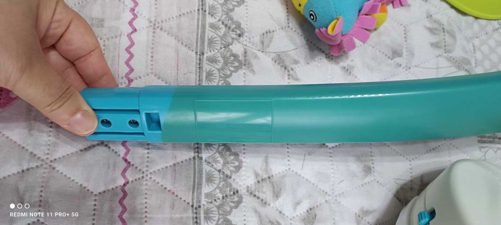 Играчка за легло на батерии