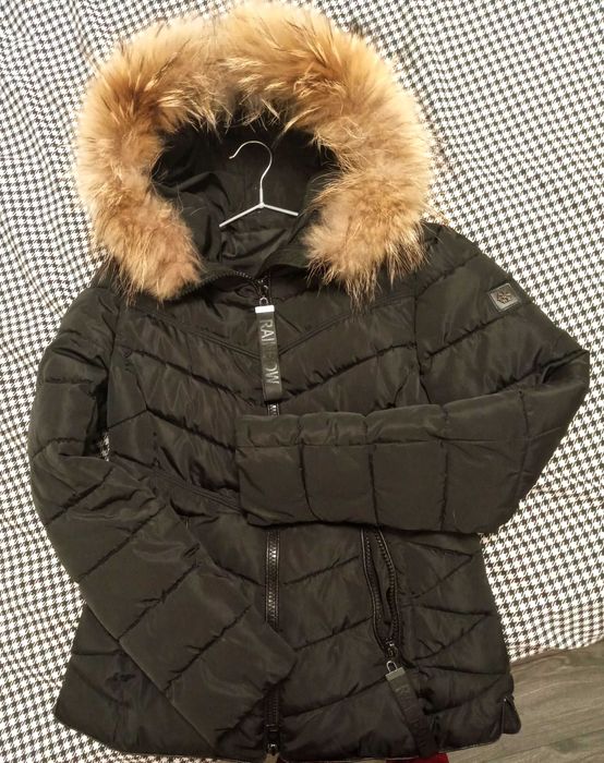 Дамски зимни якета