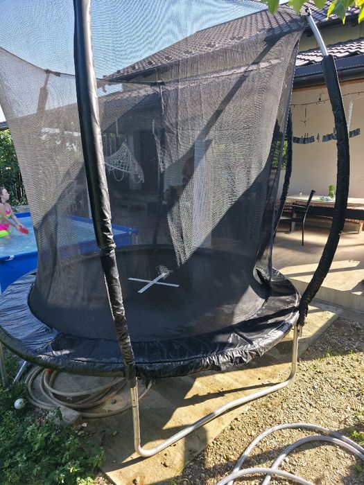 Trambulină copii cu diametrul de 244 cm