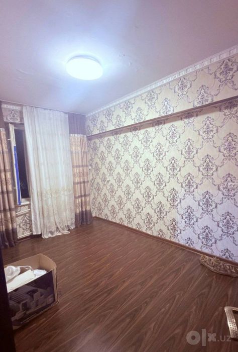Квартира продаётся Чиланзар 7 квартал 2/3/4 балк 2*6 ор. Бассейн