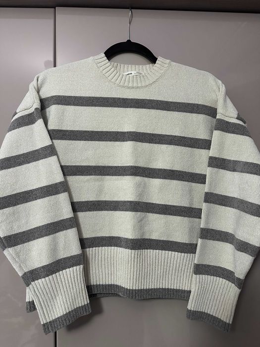 Дамски раиран пуловер Pull&Bear - размер S