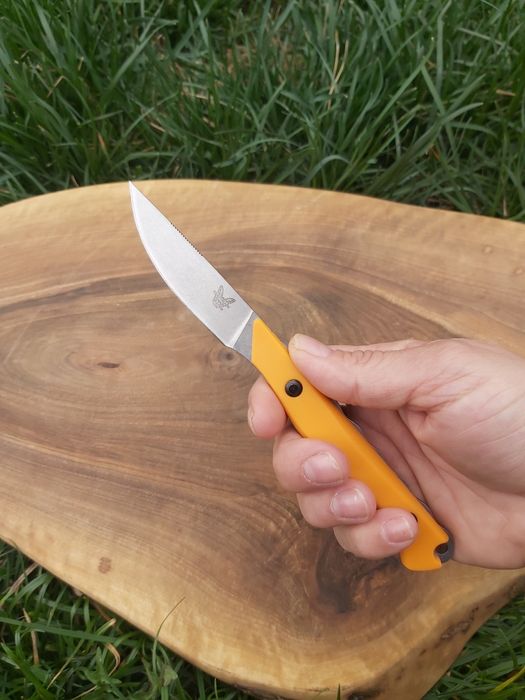 Компактен ловен нож Benchmade Flyway с кания, 2 цвята