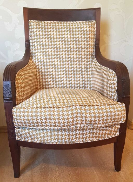 Френско кресло в стил Ампир