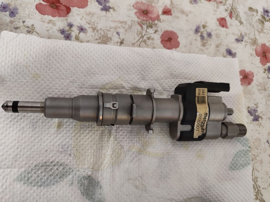 Injector Bmw N43 Cod 13537589048