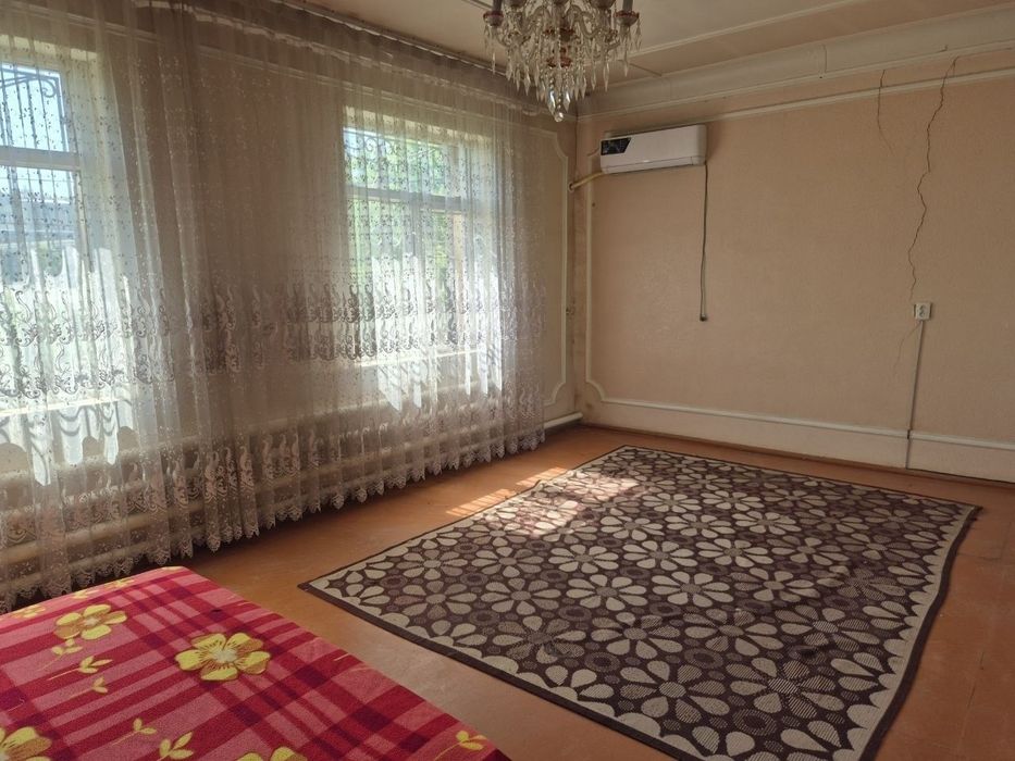 Arenda Yunusobod gvardiyevski hovli ijaraga ful komplekt 2 sanuzel 

8