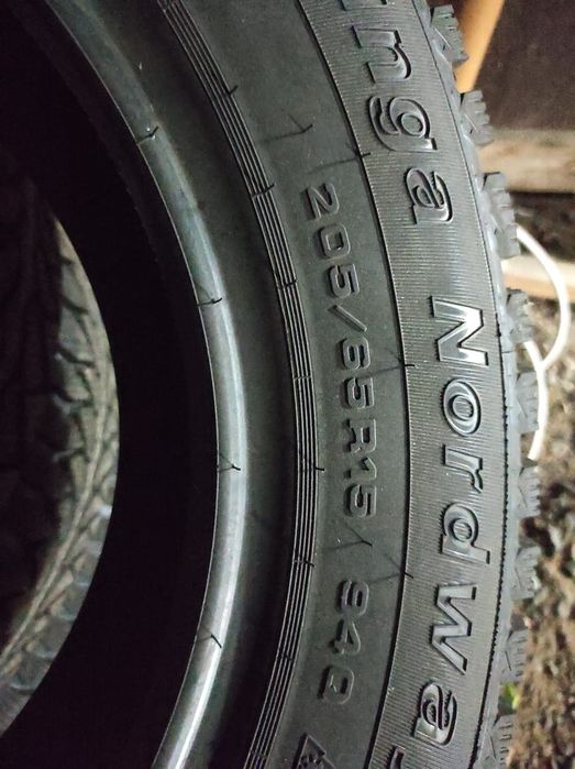 Продам зимние шины