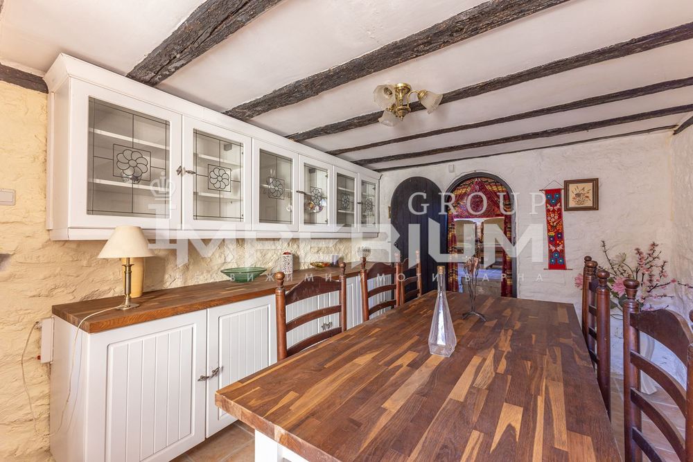 Продава се Къща в с. Изгрев, Област Варна - 220 кв.м за 796 €/кв.м - Снимка #7