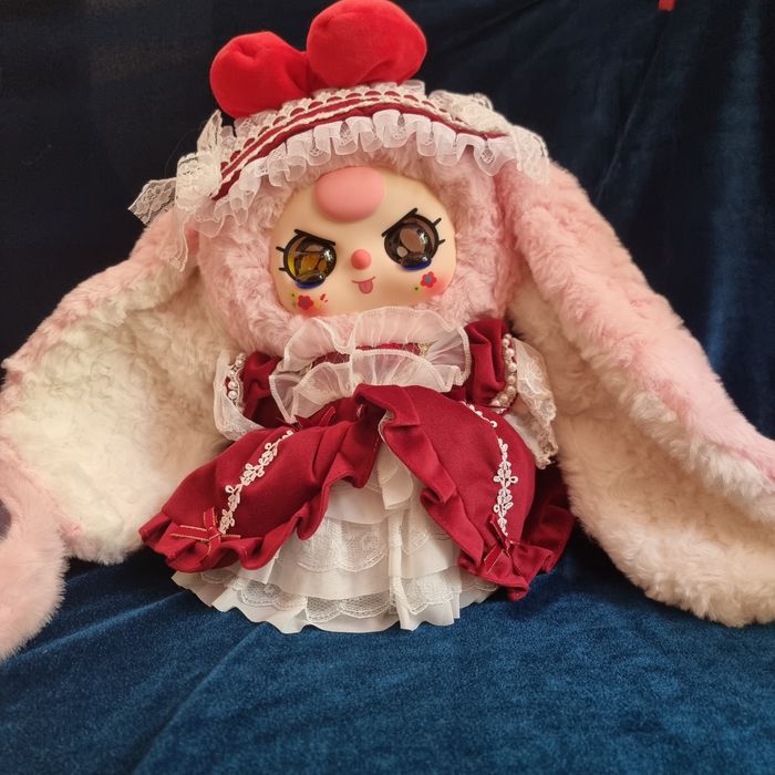 Игрушки сувенирные японский анимэ родня лабубу:)