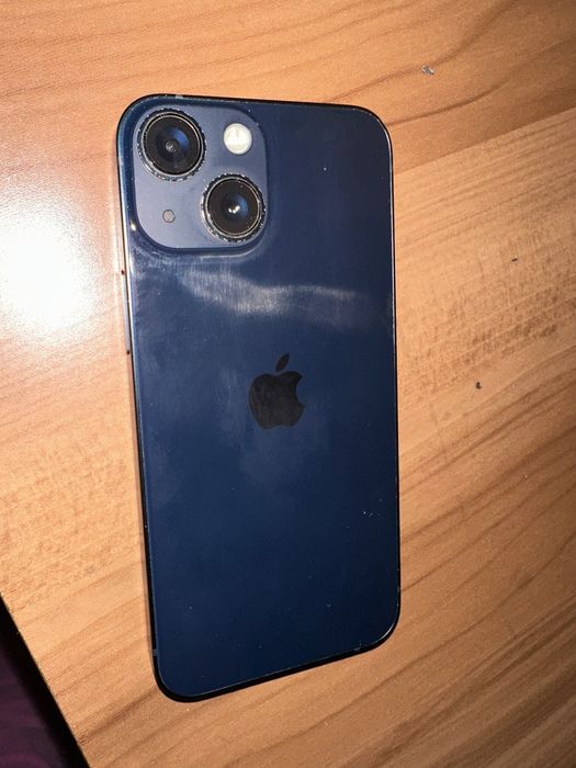 Iphone 13 mini , 900lei ,pret negociabil