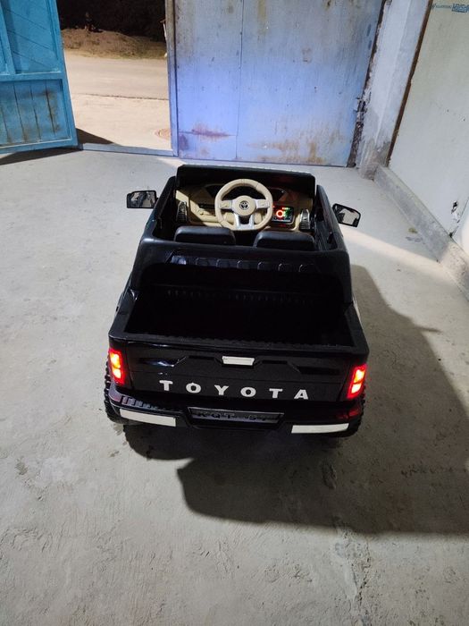 B/U Bolalar uchun Tayotta car
