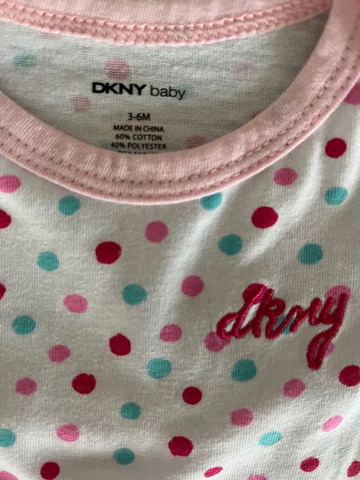 Бебешки комплект бодита DKNY