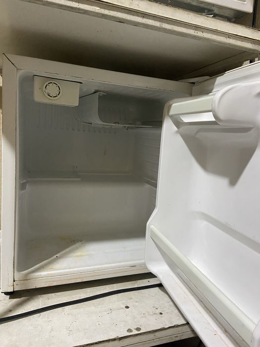 Холодильник daewoo