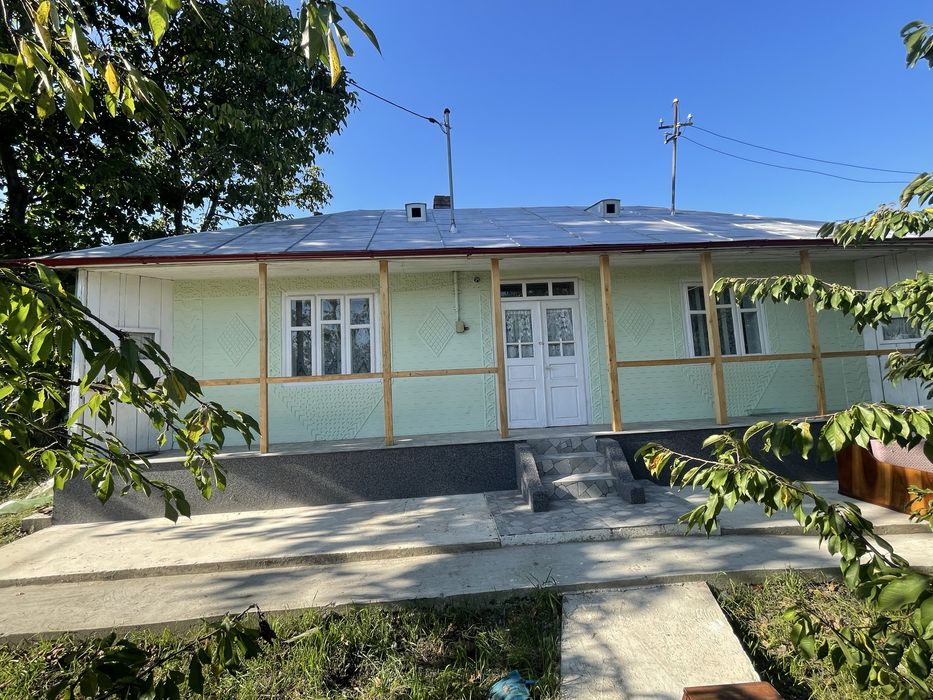 Casă de vânzare