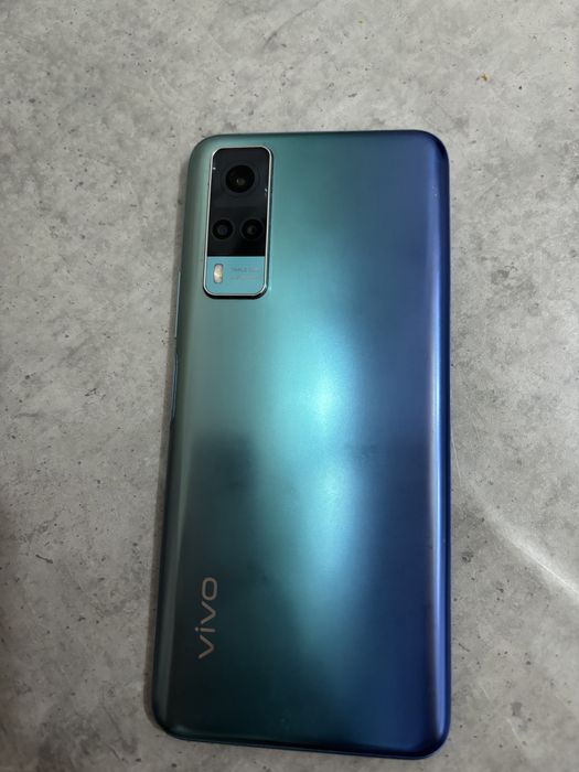 Срочно продам телефон VIVO Y31