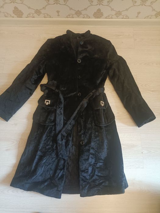 Продам модную теплую шубку