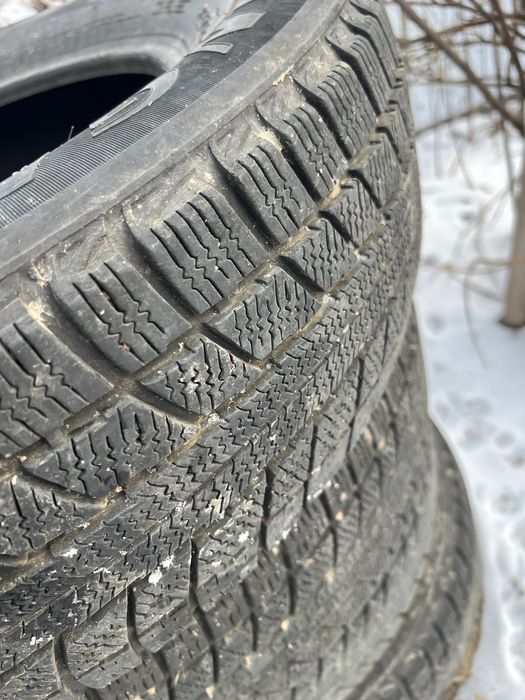 Продается комлект зимних шин
