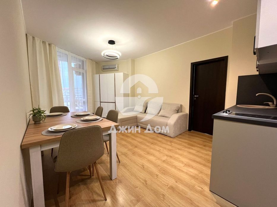 Продава се Двустаен апартамент в Свети Влас - 72 кв.м за 702 €/кв.м - Снимка #1