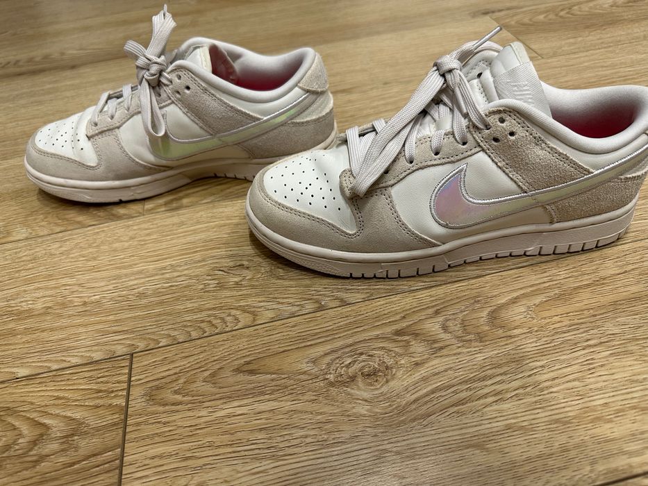 Продаю Nike Dunk Low Iridescent Swoosh оригинал