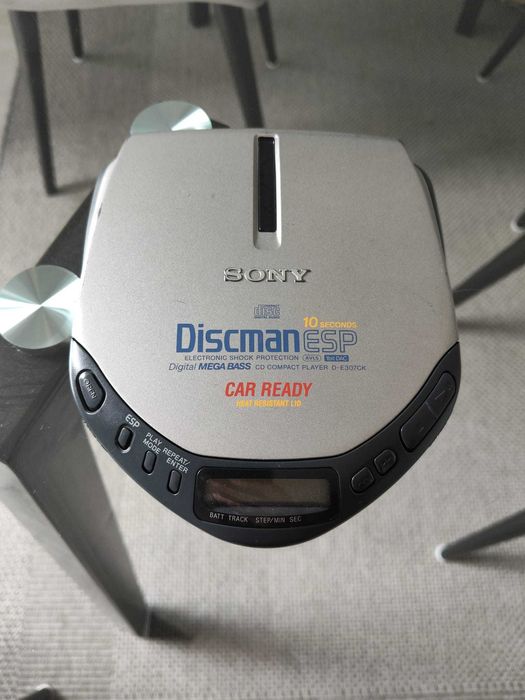 CD Player Portabil Sony Discman D-E307CK