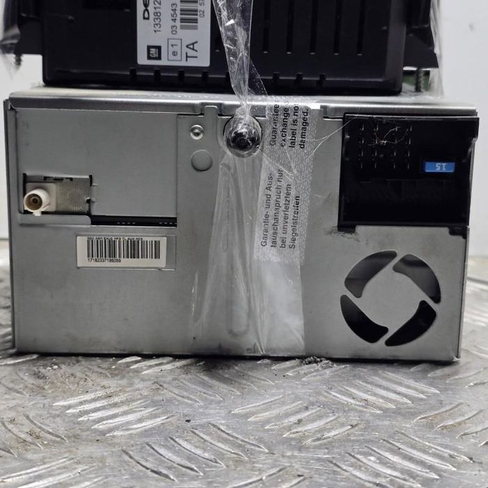 CD Player auto radio CD 30 MP3 Opel Corsa D