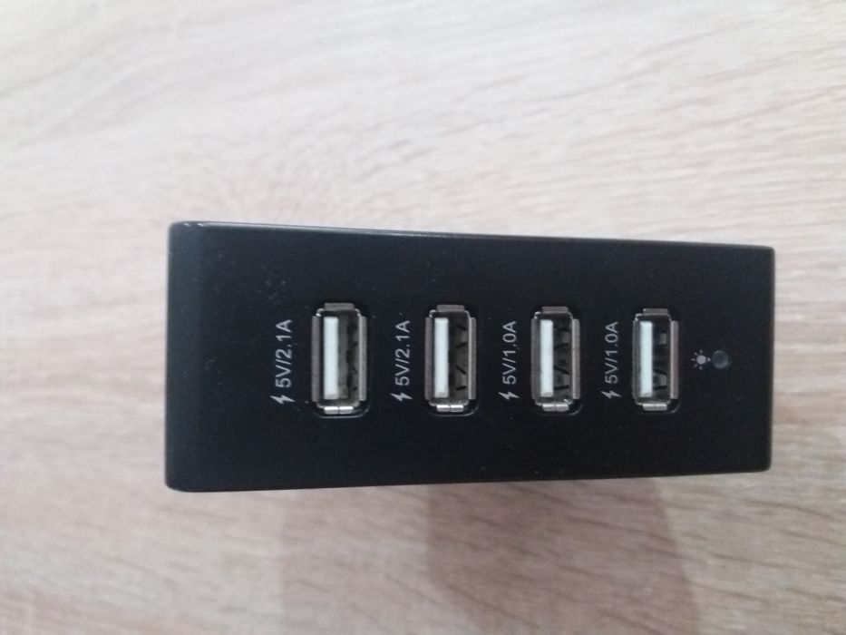Încărcător priză usb