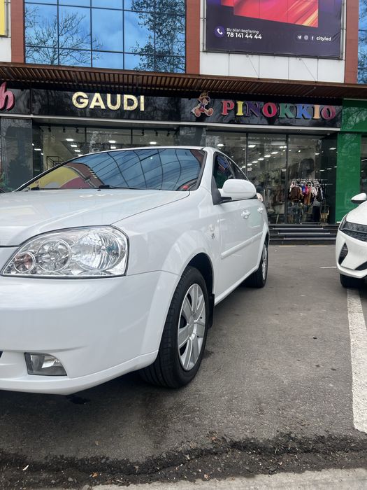 LACETTI. 1,8 2013 йил сотилади.