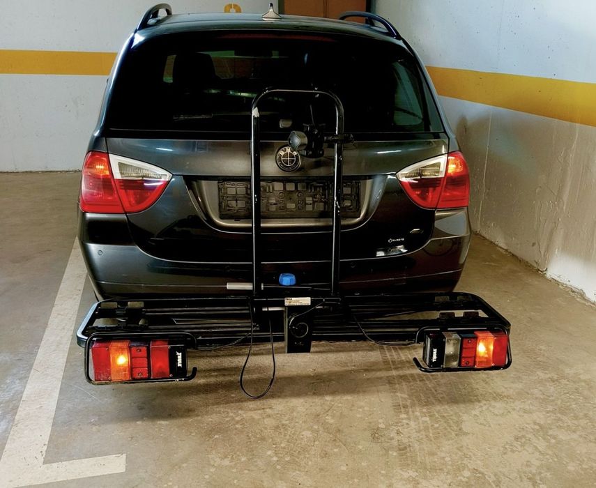 Suport biciclete auto cu prindere pe carlig Thule