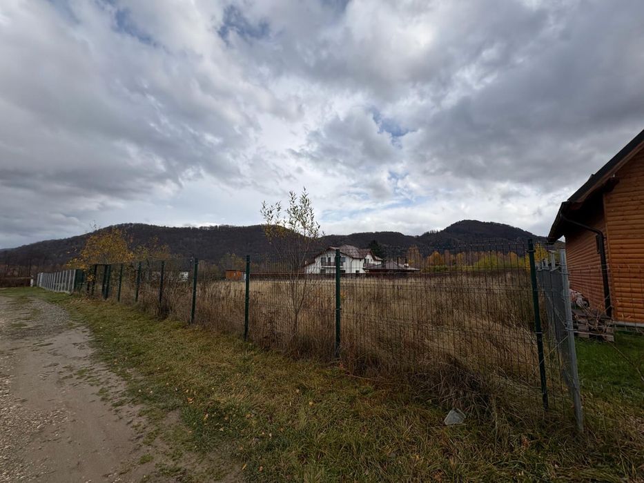 Teren intravilan, proprietar persoana fizica