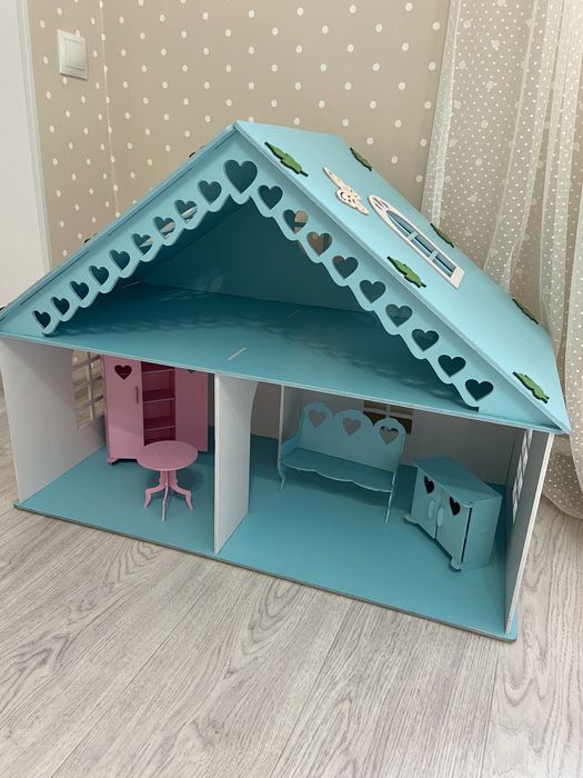 Продам дом кукольный