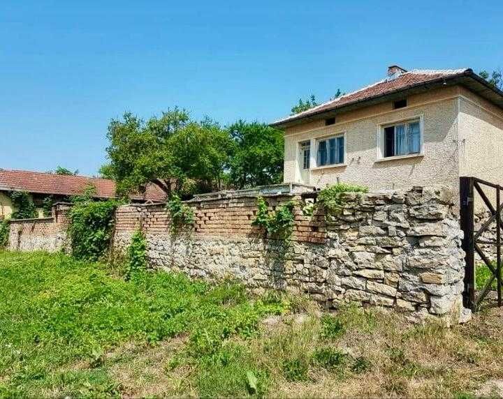 Продава се Къща в с. Добромирка, Област Габрово - 124 кв.м за 218 €/кв.м - Снимка #1