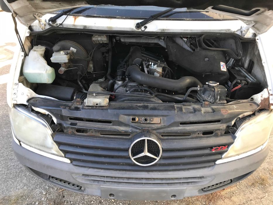 DEZMEMBREZ Mercedes SPRINTER 308 311 313 CDI 3 PANOURI 2001