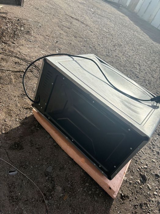 продам 2 духовки практически новые