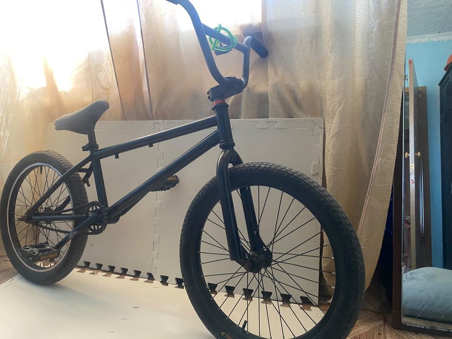 продам новый BMX