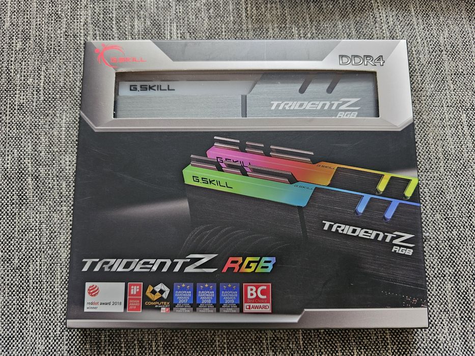 Kit Memorie RAM G.Skill Triden Z RGB 16GB (2x8GB) CL 16 Samsung B-die