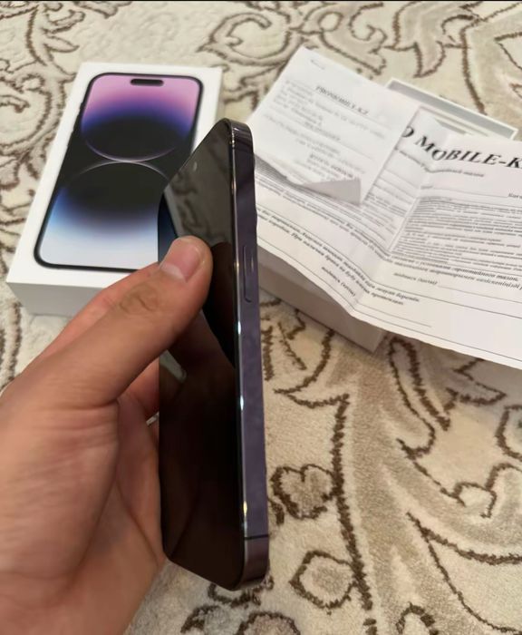 iPhone 14 pro……..