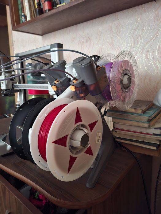 Продам Bambu lab A1 + AMS (3д принтер)