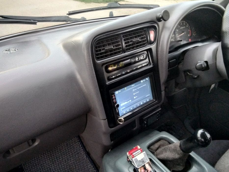 Продам Nissan Serena