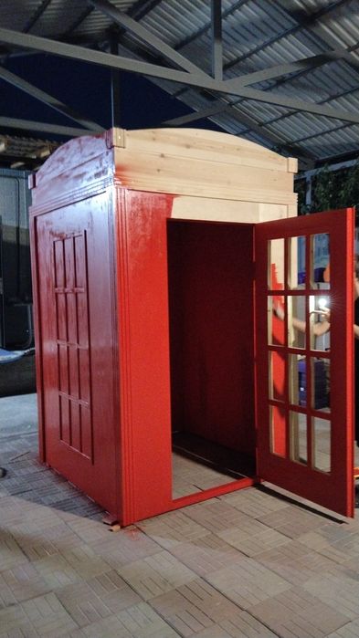 Телефонная будка