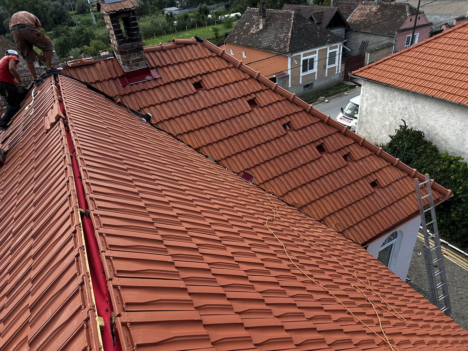 Reparatii acoperisuri montaj tigla metalica mansarde dulgherie izolati