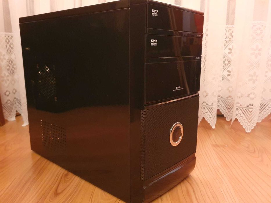 Sistem PC cu AMD APU A10-5700, 8GB DDR3 la 1866 MHz si SSD 120 GB nou