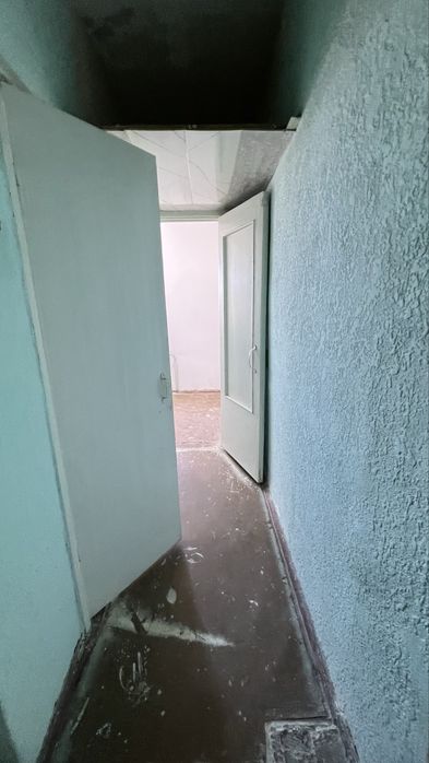 1xona 260mlnga srochna sotiladi