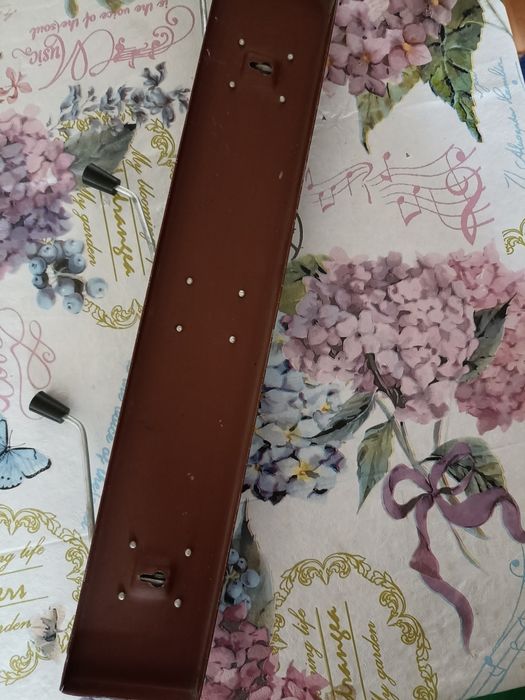 Продам вешалку металлическую