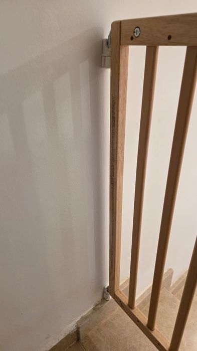 Преграда за стълби