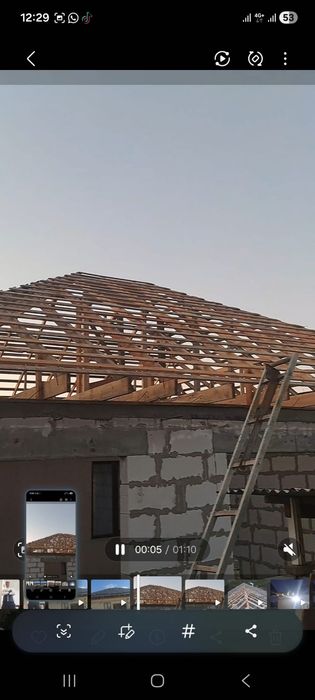 Бригада закрываем крыш домов