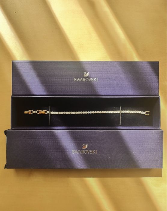 Brățară Swarovski Tennis Deluxe – cod 5511544, M – impecabilă