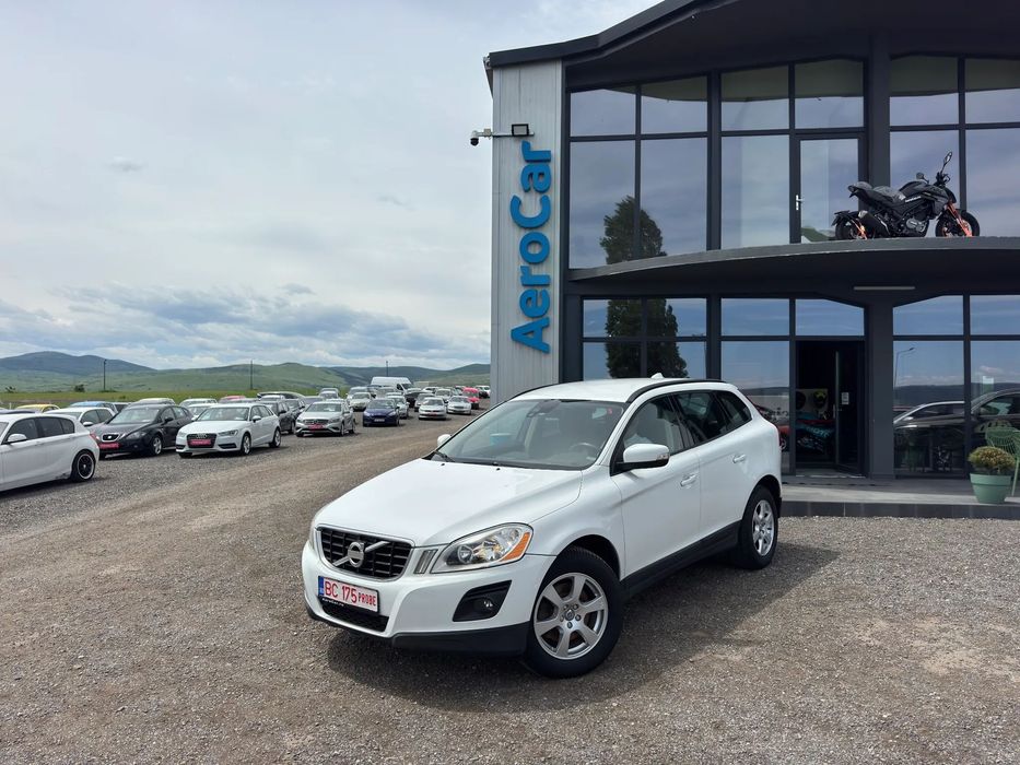 Volvo XC 60 Volvo XC60 // 2.4 D4 // 4x4 // Automat