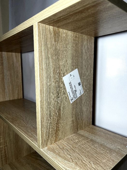 Zamonaviy zigzag devor polkasi | Kitob va dekor uchun