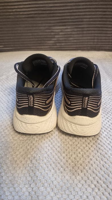 Маратонки Skechers